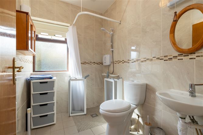 “The Willows”, Sarshill, Kilmore Village, Wexford