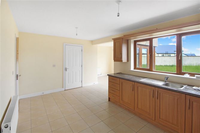Photo 11 of 36 — 14 Meadow Court, The Beeches, Boherbue, Co. Cork
