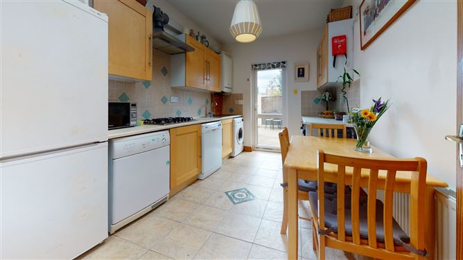 36 Pinewood Avenue, Glasnevin, Dublin 11.