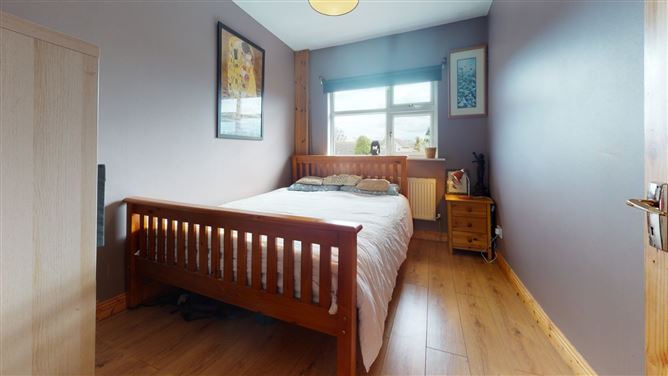 36 Pinewood Avenue, Glasnevin, Dublin 11.