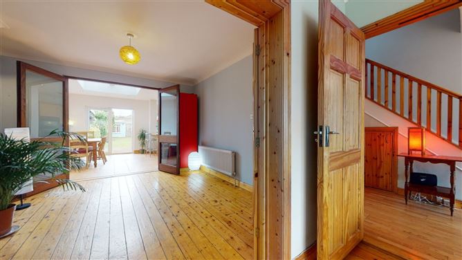 36 Pinewood Avenue, Glasnevin, Dublin 11.