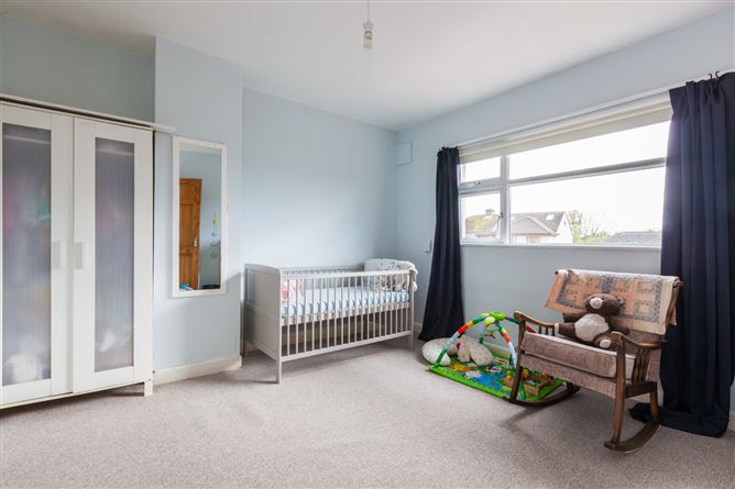 36 Pinewood Avenue, Glasnevin, Dublin 11.