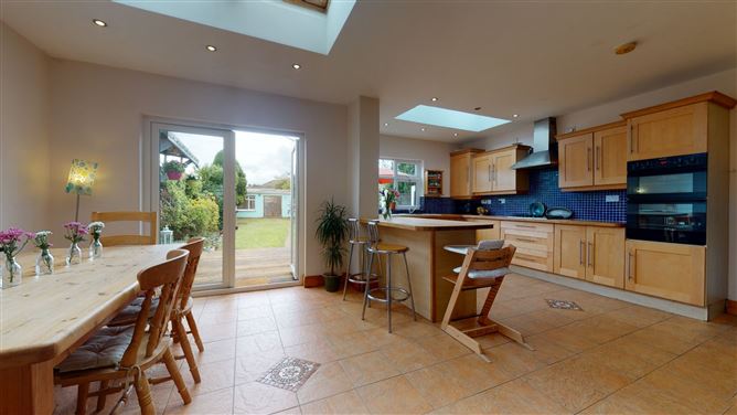 36 Pinewood Avenue, Glasnevin, Dublin 11.