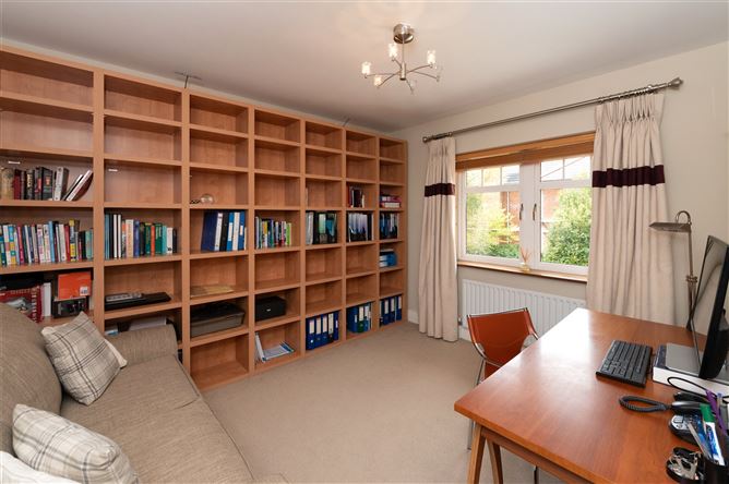 2 Hayfield, Model Farm Road, Cork
