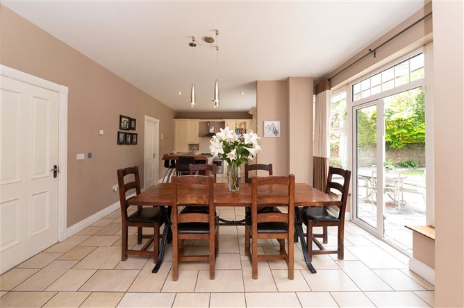 2 Hayfield, Model Farm Road, Cork