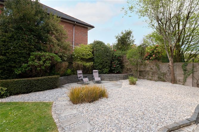 2 Hayfield, Model Farm Road, Cork