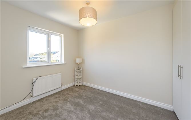 22 Clonmaggaddan Fort, Navan, Meath