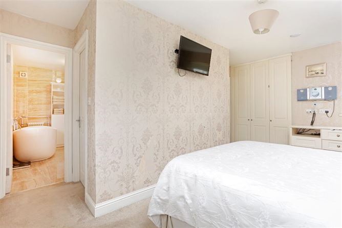 1a Hillcrest Heights, Lucan, Dublin
