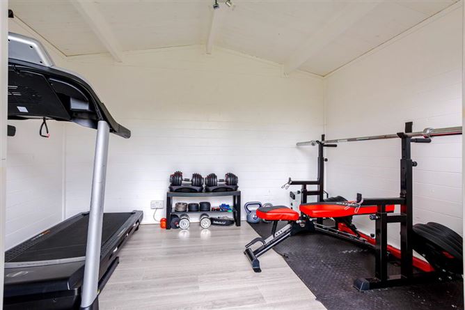 1a Hillcrest Heights, Lucan, Dublin