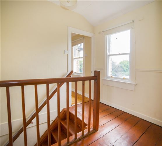 5 Sallynoggin Villas, Glenageary Road Upper, Dun Laoghaire, Dublin