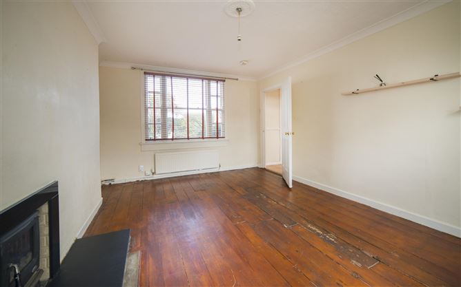 5 Sallynoggin Villas, Glenageary Road Upper, Dun Laoghaire, Dublin