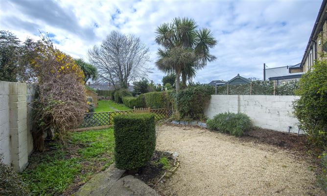 5 Sallynoggin Villas, Glenageary Road Upper, Dun Laoghaire, Dublin