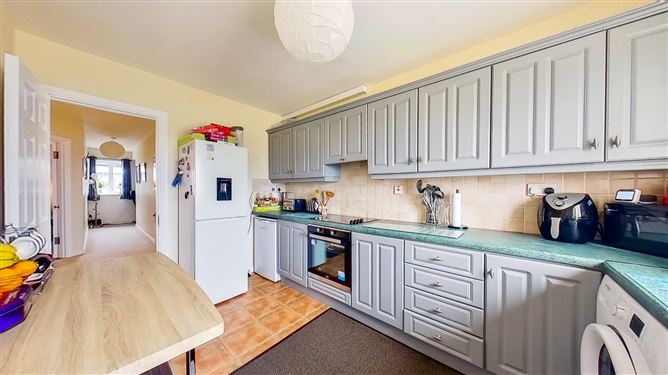 Apt 1, Valley Of The Diamonds, Pier Rd, Enniscrone, Co. Sligo.