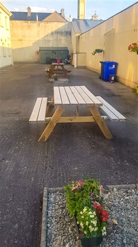 Apt 1, Valley Of The Diamonds, Pier Rd, Enniscrone, Co. Sligo.