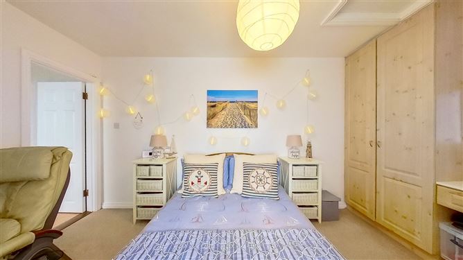 Apt 1, Valley Of The Diamonds, Pier Rd, Enniscrone, Co. Sligo.