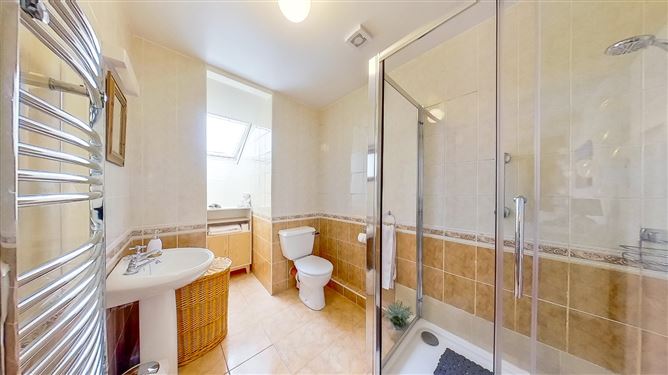 Apt 1, Valley Of The Diamonds, Pier Rd, Enniscrone, Co. Sligo.