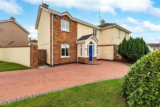 51 Woodview, Castlebridge, Co. Wexford