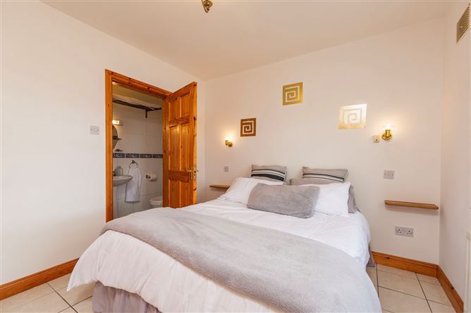 51 Woodview, Castlebridge, Co. Wexford