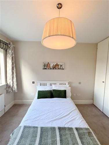 35 College Square, Terenure, Dublin