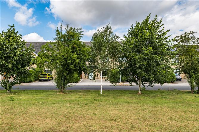 https://photos-a.propertyimages.ie/media/8/9/7/5019798/c63ac39a-a25a-494e-8cef-6790f95ef971_l.jpg