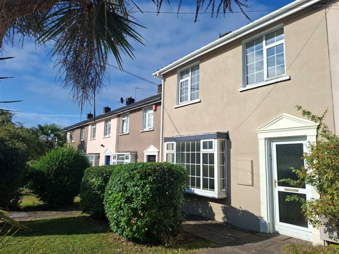 9 The Townhouses, Crab Lane, Ballintemple, Cork