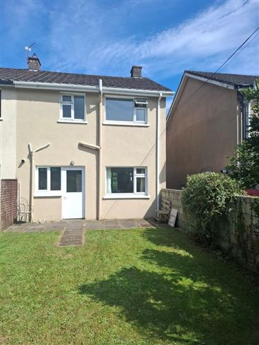 Photo 19 of 22 — 9 The Townhouses, Crab Lane, Ballintemple, Cork