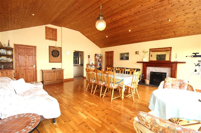 Photo 7 of 28 — Stoneyisland Cottage, Stoneisland, Portumna, Co. Galway