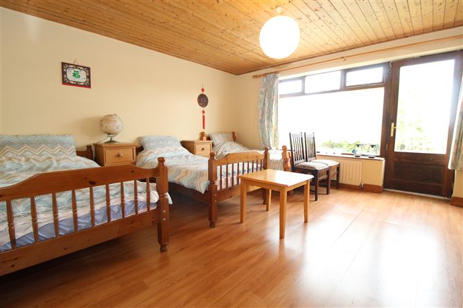Photo 14 of 28 — Stoneyisland Cottage, Stoneisland, Portumna, Co. Galway