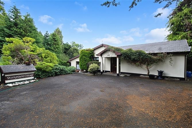 Photo 24 of 28 — Stoneyisland Cottage, Stoneisland, Portumna, Co. Galway