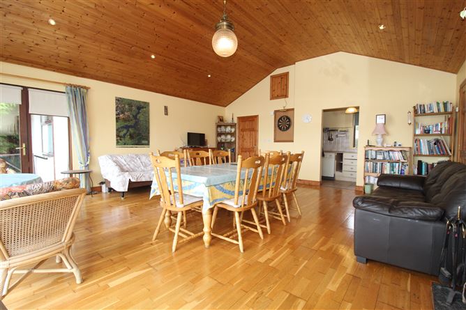 Photo 6 of 28 — Stoneyisland Cottage, Stoneisland, Portumna, Co. Galway
