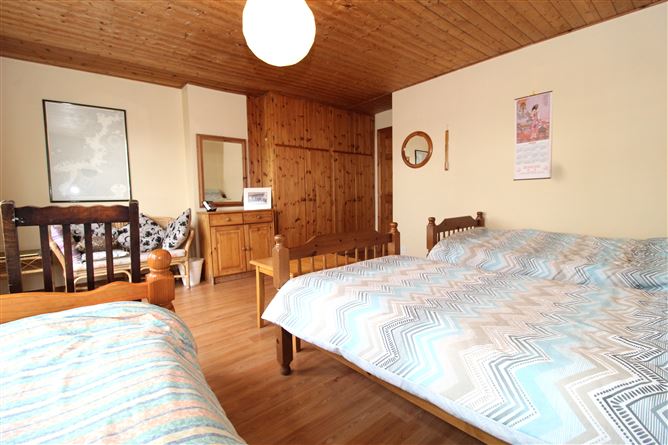 Photo 15 of 28 — Stoneyisland Cottage, Stoneisland, Portumna, Co. Galway