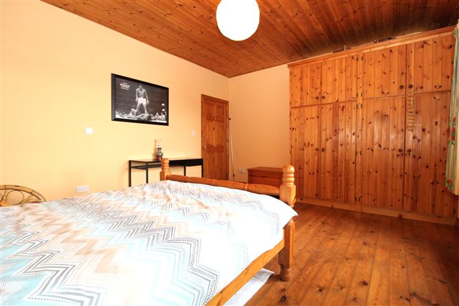Photo 12 of 28 — Stoneyisland Cottage, Stoneisland, Portumna, Co. Galway