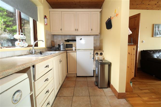 Photo 9 of 28 — Stoneyisland Cottage, Stoneisland, Portumna, Co. Galway