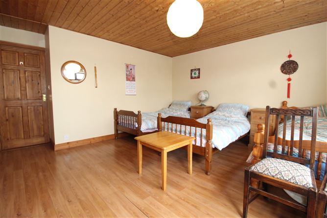 Photo 17 of 28 — Stoneyisland Cottage, Stoneisland, Portumna, Co. Galway