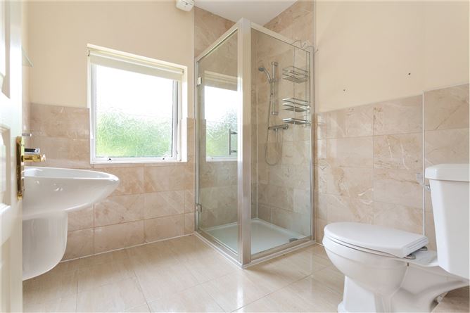 10 Riverwood Court, Castleknock, Dublin 15