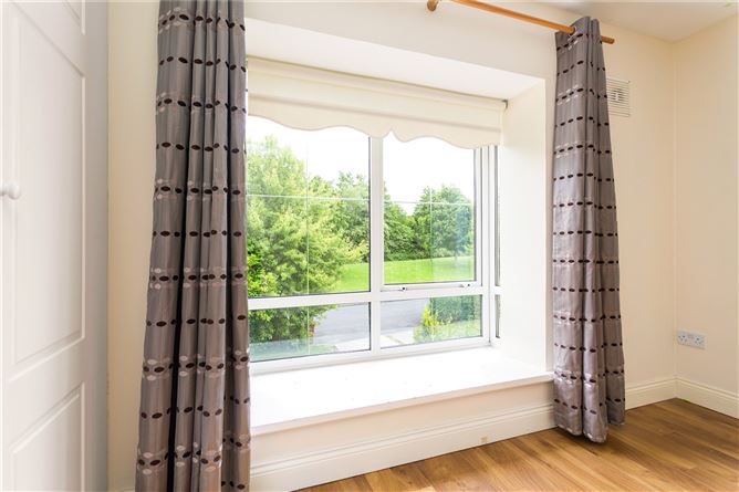10 Riverwood Court, Castleknock, Dublin 15