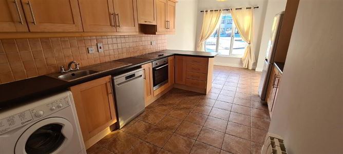 2 Ros Airgid, Lis Cara, Carrick-On-Shannon, Leitrim