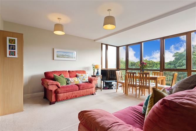 235 The Island, Chapelizod, Dublin 20