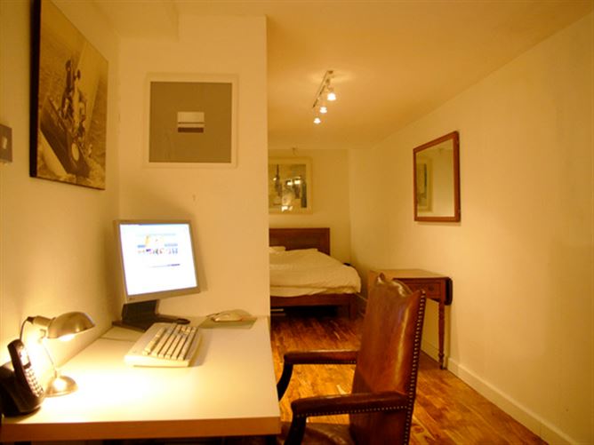 Rear Basement Apartment, 1 Eaton Square, Monkstown, Co. Dublin