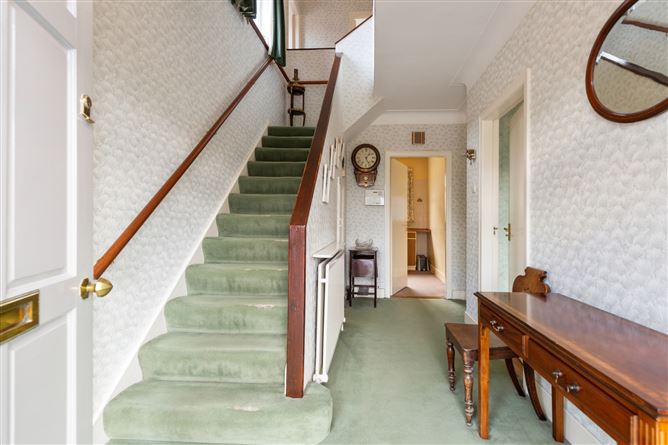 6 Kill Lane, Foxrock, Dublin 18
