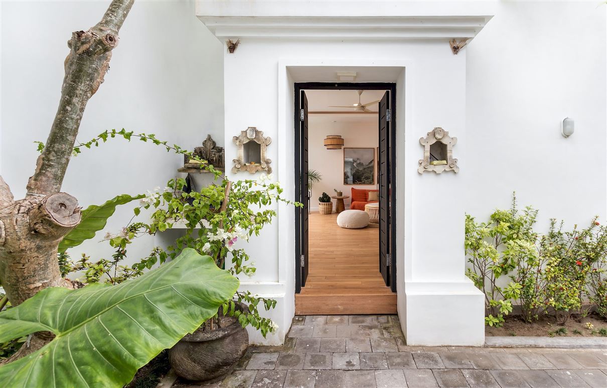 The Memoirs of Lady Lawren,Dalung,Bali,Indonesia