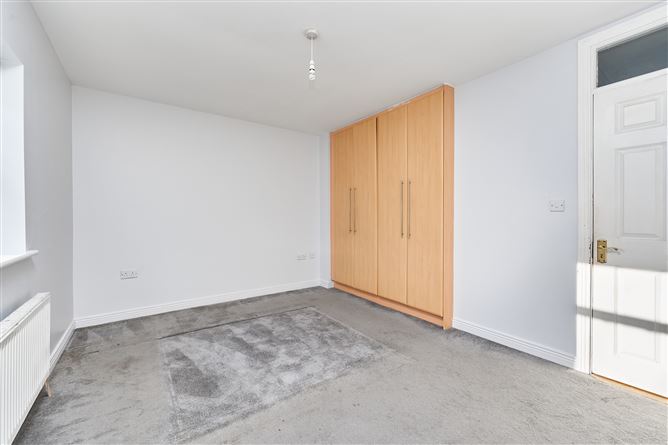 92 Bru Na hAbhainn, Navan, Meath