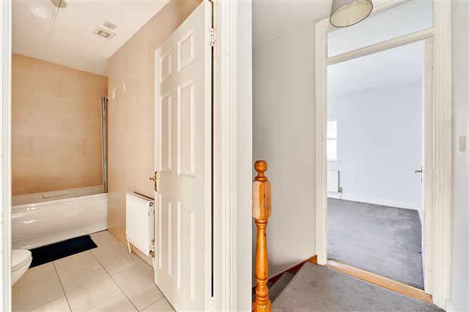 92 Bru Na hAbhainn, Navan, Meath