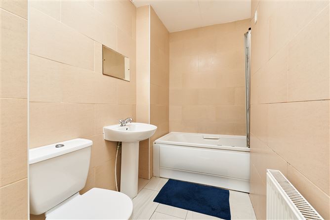 92 Bru Na hAbhainn, Navan, Meath
