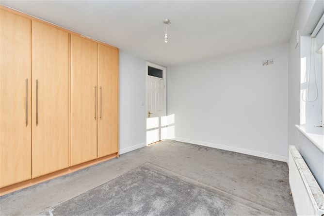 92 Bru Na hAbhainn, Navan, Meath