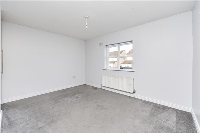 92 Bru Na hAbhainn, Navan, Meath