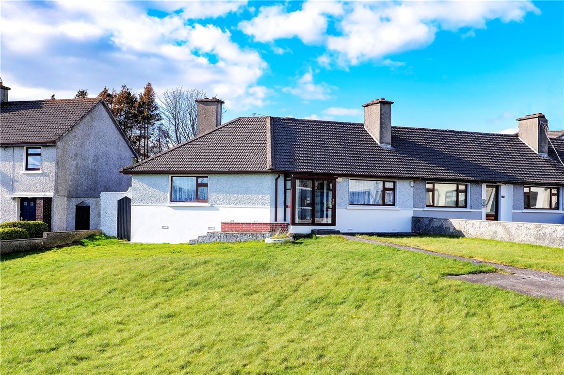 19 Barry Avenue, Mervue, Galway