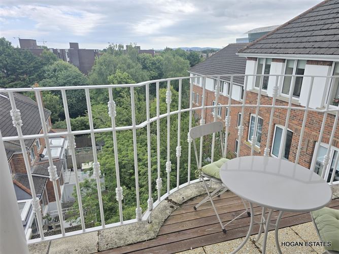 136 The Sweepstakes, Ballsbridge, Dublin 4