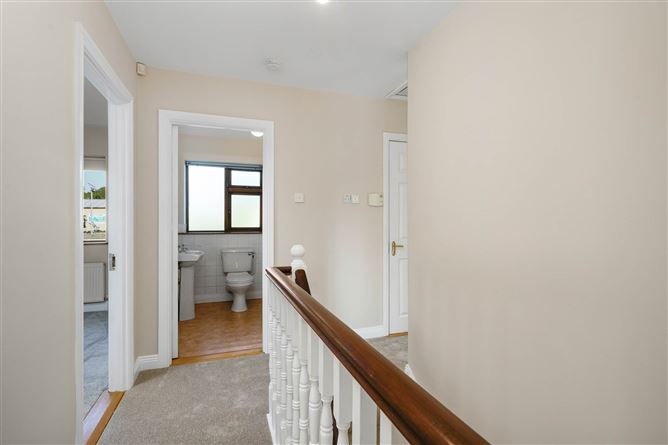 17 Lakeview, Dublin Road, Virginia, County Cavan