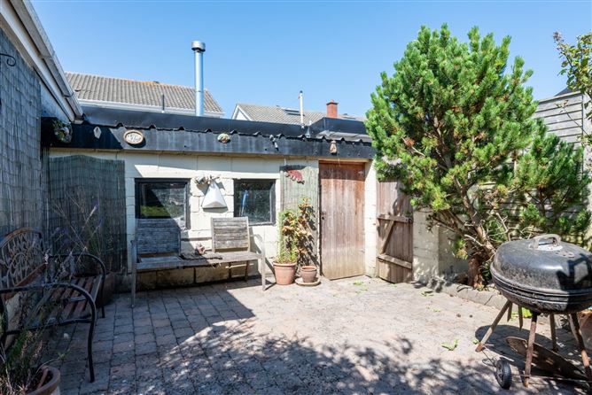 Photo 25 of 29 — 31 Donaghmede Road, Donaghmede, Dublin 13